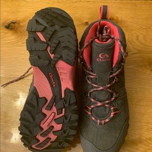 Clorts Women’s Pioneer Hiking Boots size 8-1/2